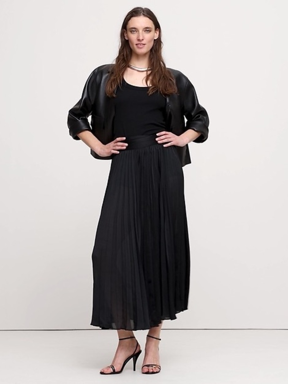 Banana Republic Crinkle Satin Pleated Midi Skirt Black Size Medium